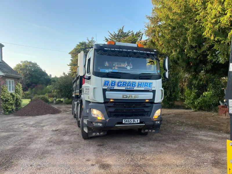 Muck Away Services in Southampton, Portsmouth, Fareham
